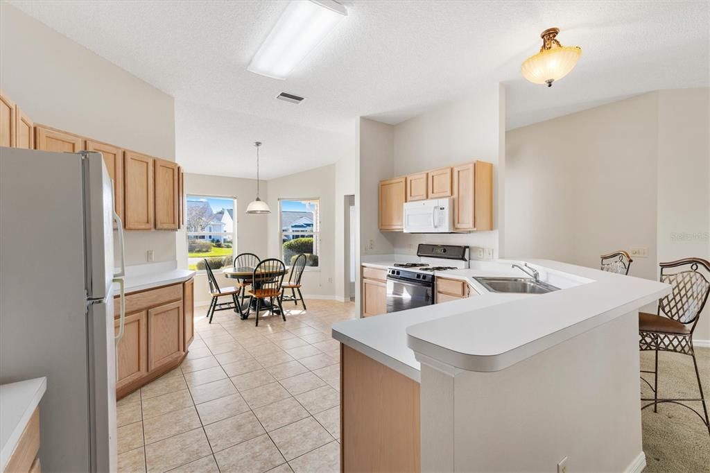 For Sale: $399,900 (3 beds, 2 baths, 1910 Square Feet)