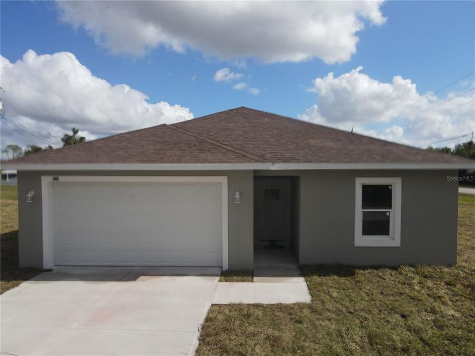 For Sale: $324,900 (3 beds, 2 baths, 1550 Square Feet)