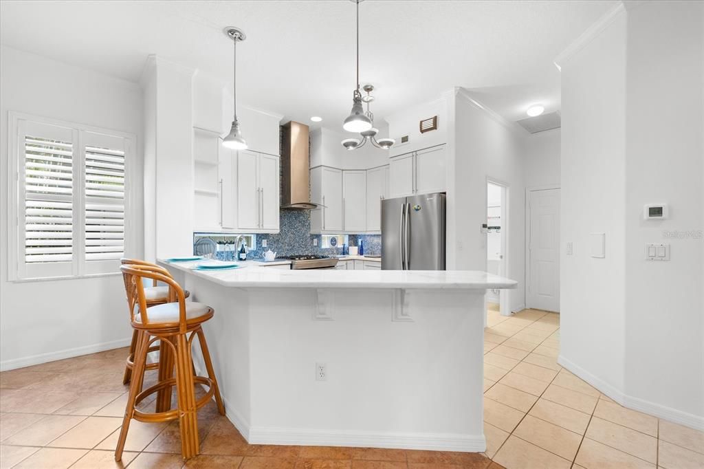 Effortless flow between living and dining room