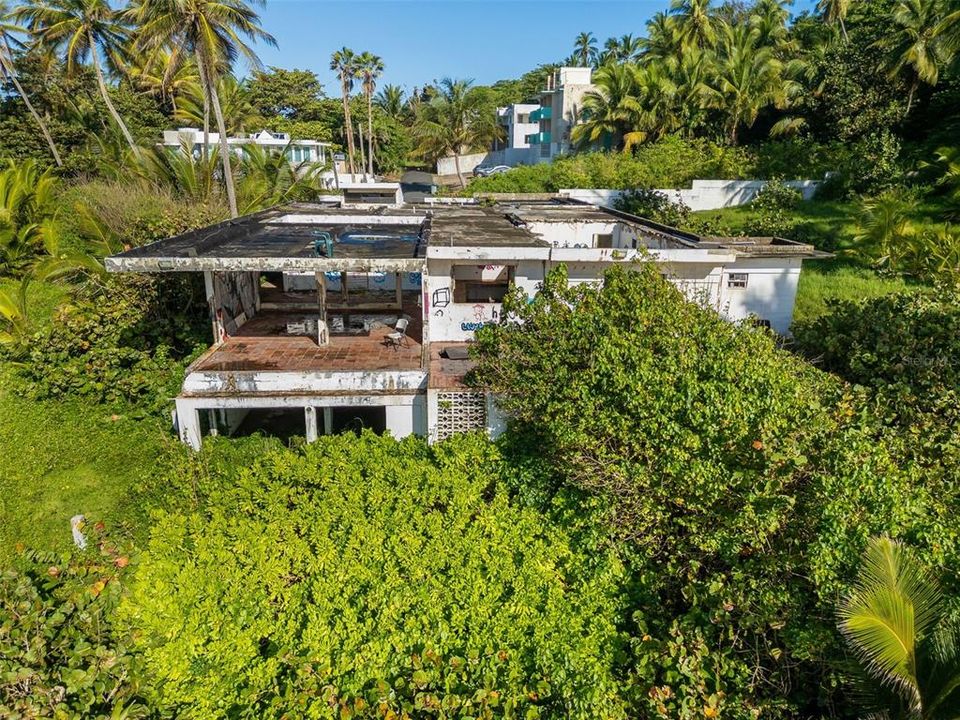 待售: $3,650,000 (0.47 acres)