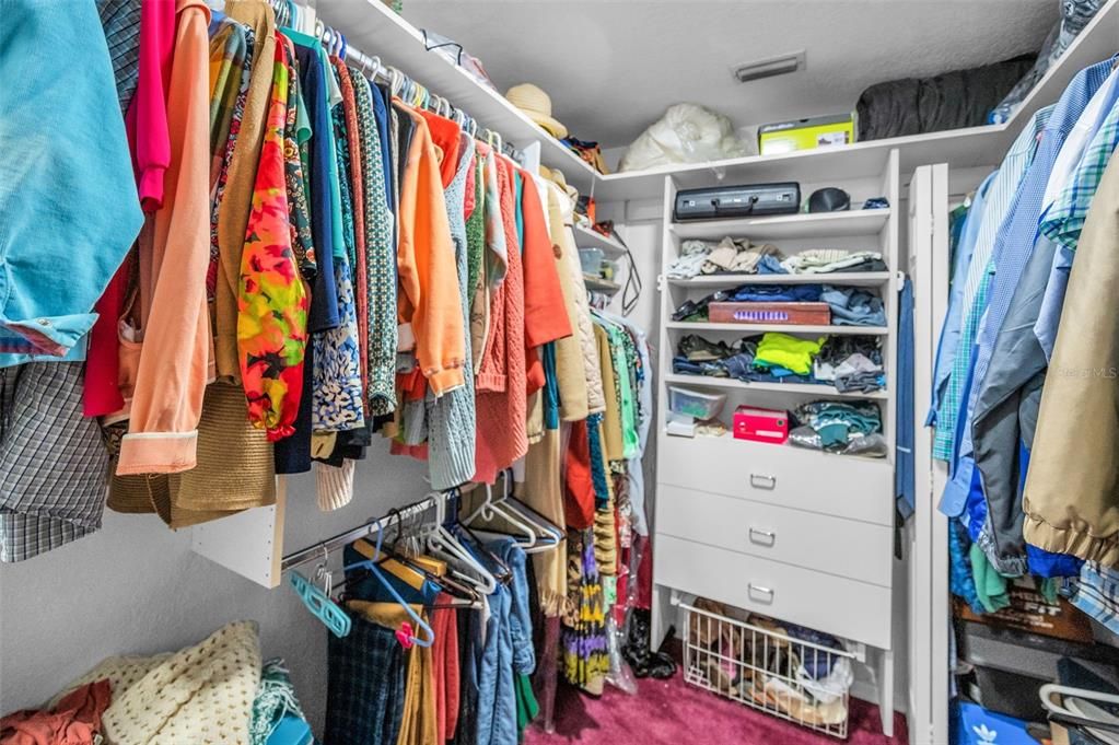 Walk-in Closet