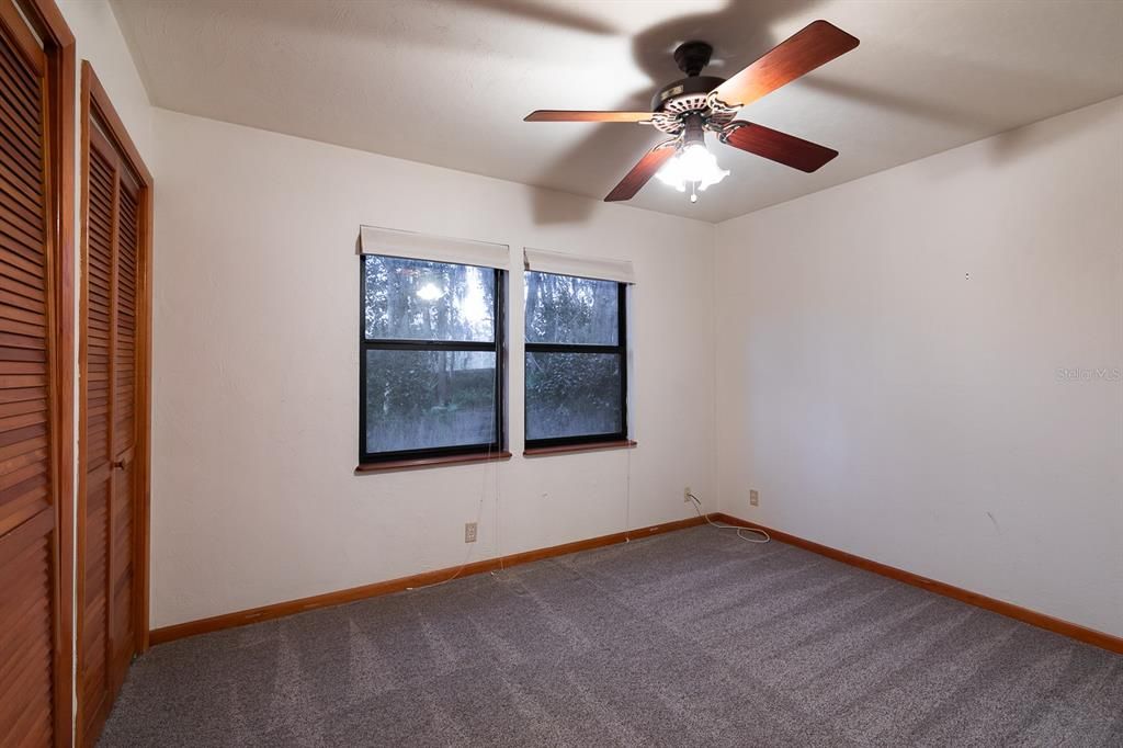 For Sale: $230,000 (2 beds, 2 baths, 1195 Square Feet)