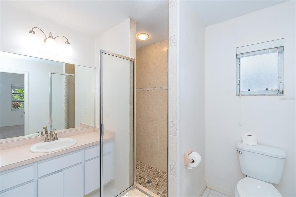 For Sale: $325,000 (2 beds, 2 baths, 1718 Square Feet)