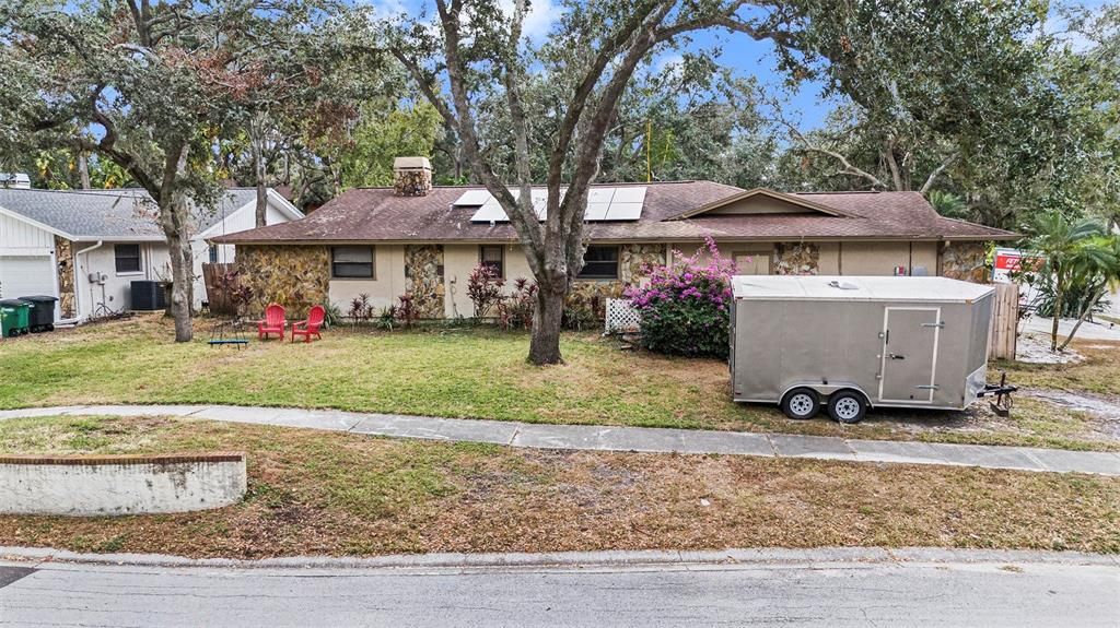 For Sale: $799,000 (4 beds, 3 baths, 2590 Square Feet)