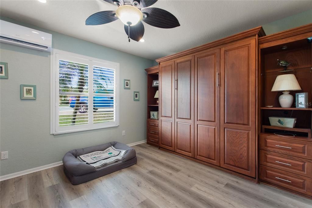 BEDROOM WITH MURPHEY BED