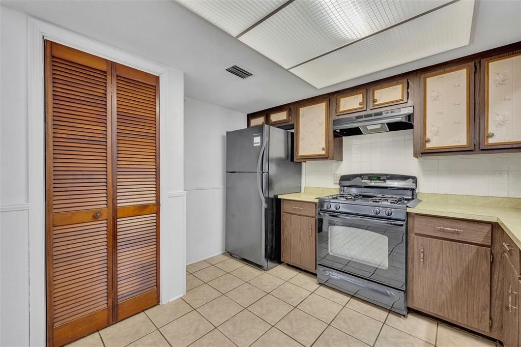 Closet Pantry