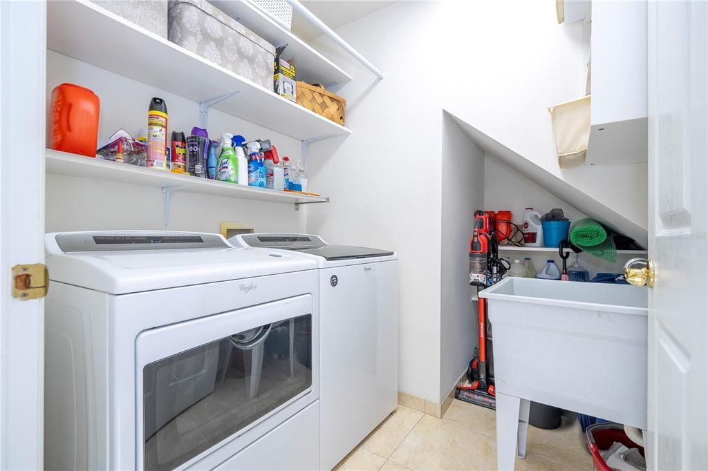 Laundry room in the first floor