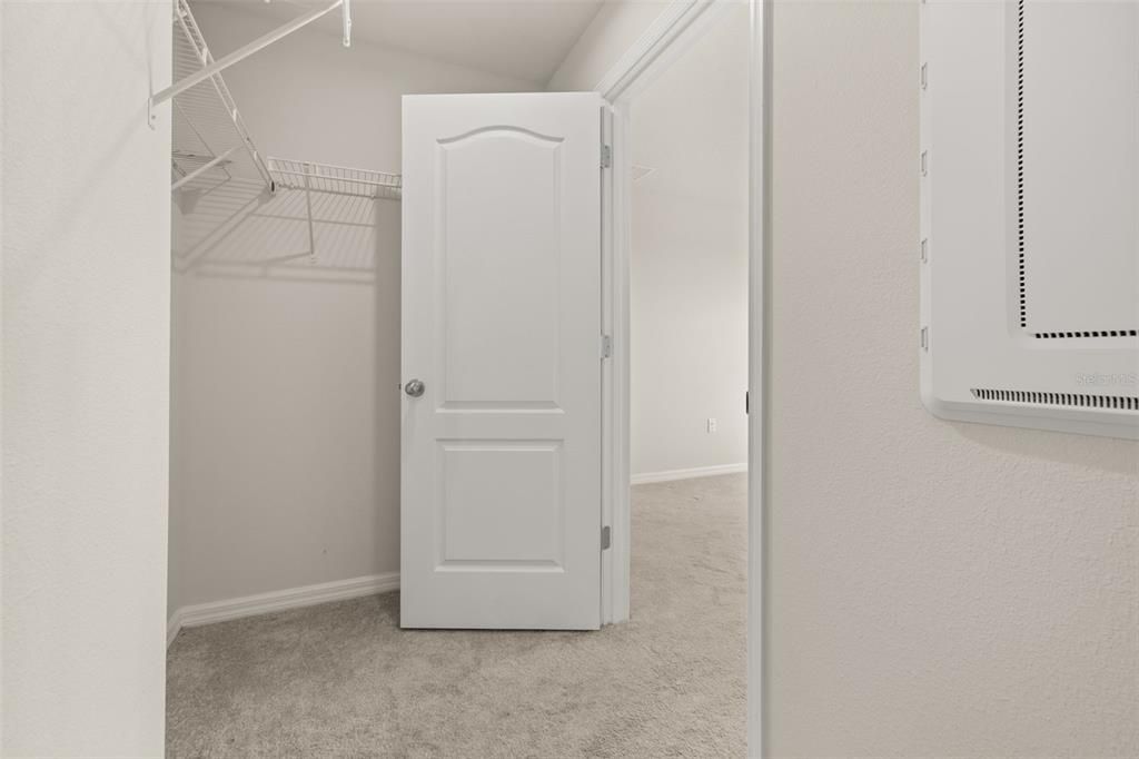 Walk-in Closet