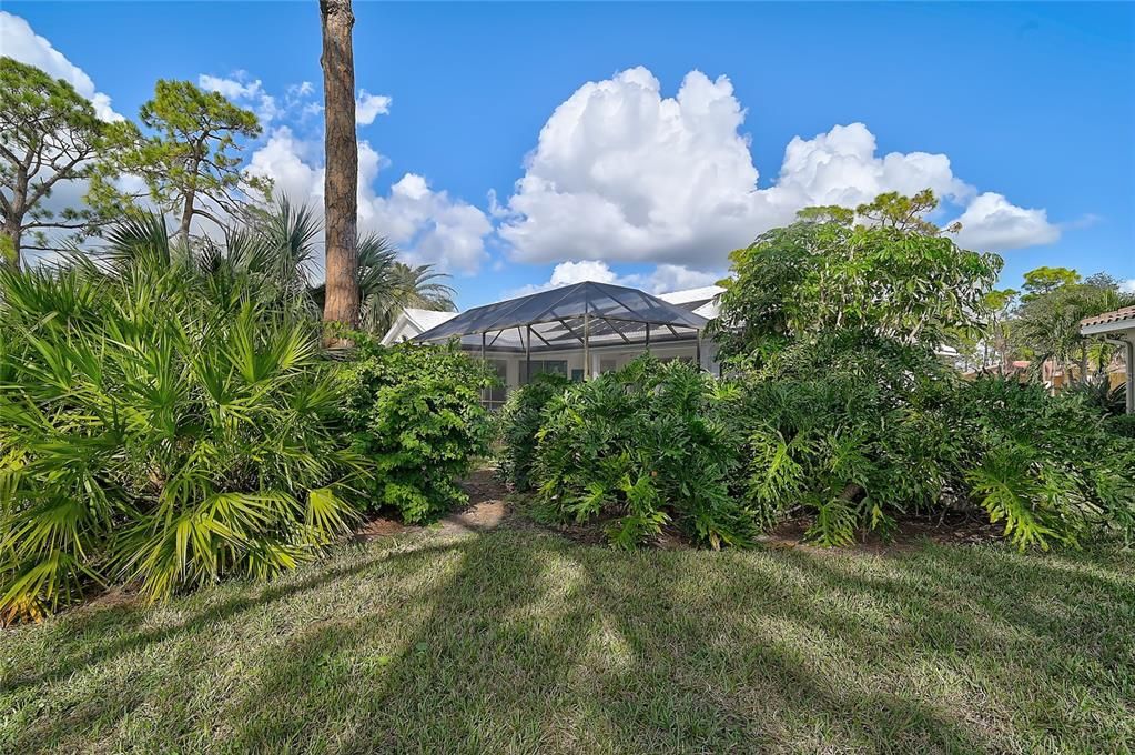 For Sale: $696,000 (3 beds, 2 baths, 2704 Square Feet)