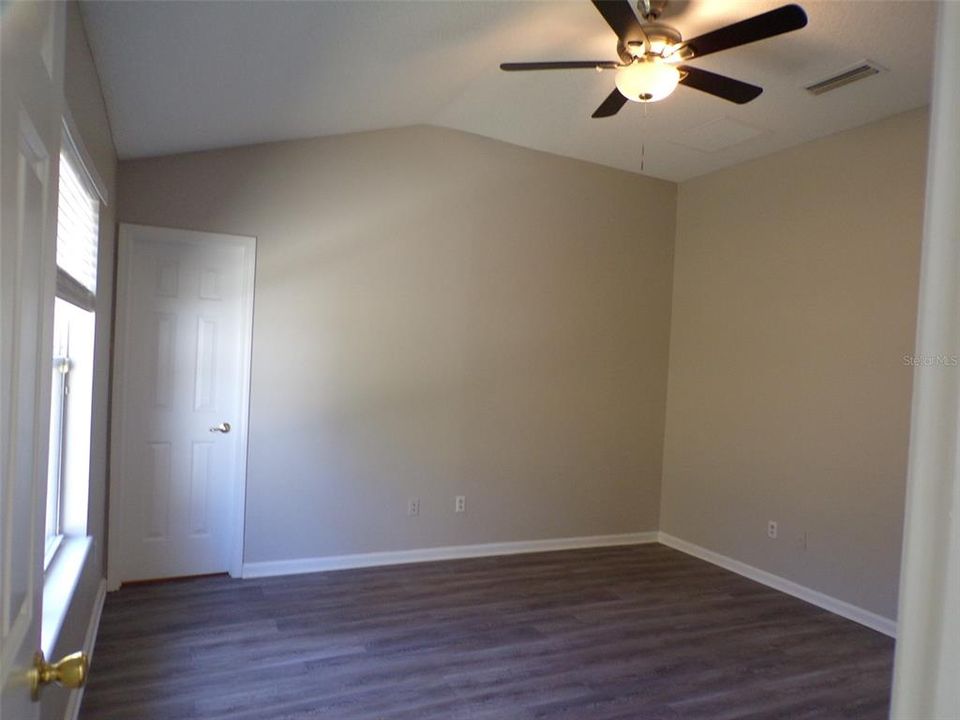 For Rent: $1,850 (4 beds, 2 baths, 1780 Square Feet)