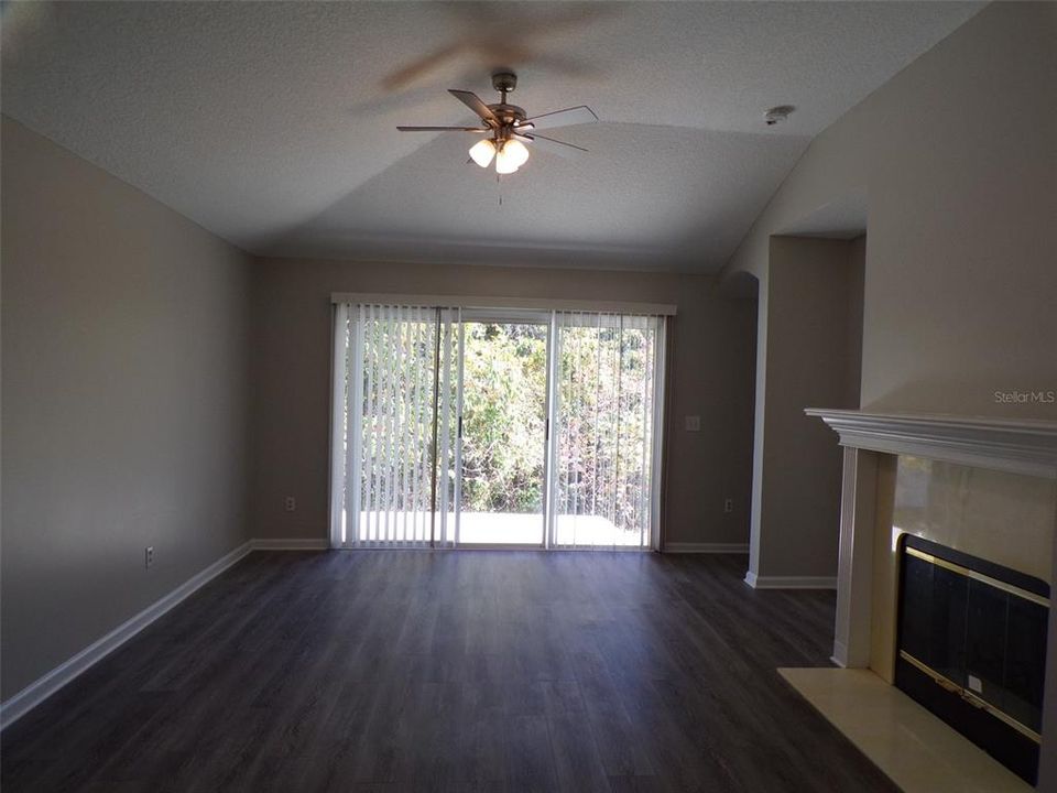 For Rent: $1,850 (4 beds, 2 baths, 1780 Square Feet)