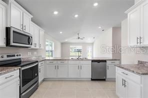 For Sale: $382,900 (3 beds, 2 baths, 1940 Square Feet)