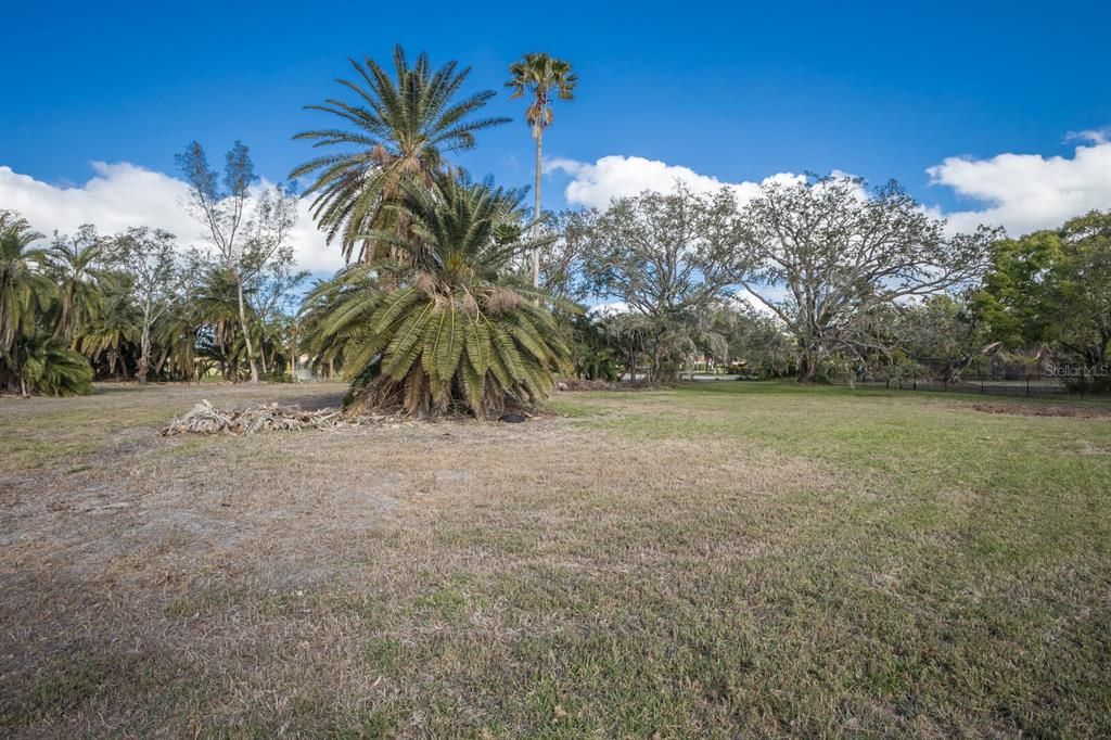 For Sale: $1,295,000 (5.01 acres)