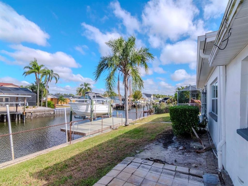 For Sale: $699,000 (3 beds, 2 baths, 1965 Square Feet)