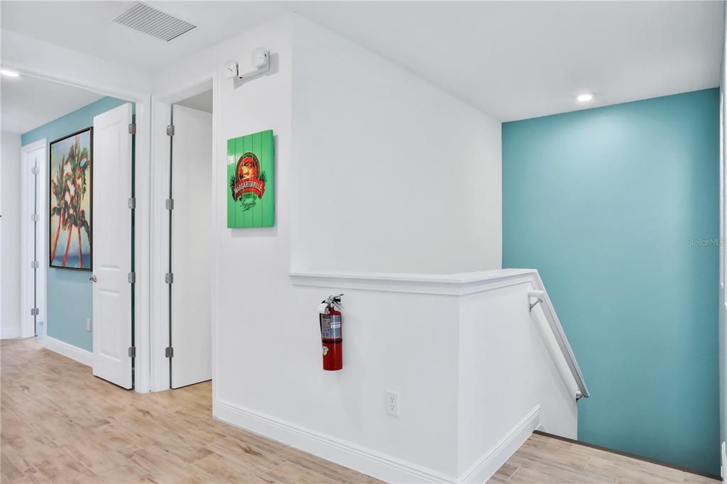 待售: $1,525,000 (8 贝兹, 8 浴室, 4335 平方英尺)