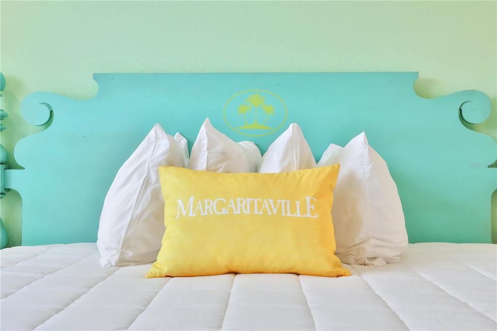 待售: $1,525,000 (8 贝兹, 8 浴室, 4335 平方英尺)