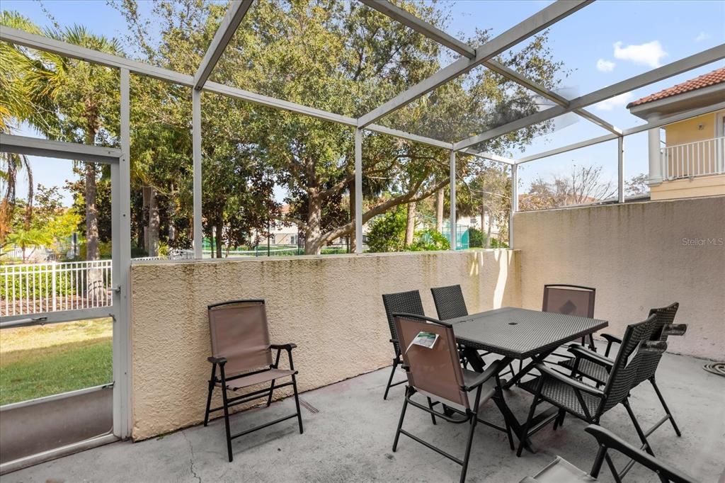 Back Screened Spacious Patio