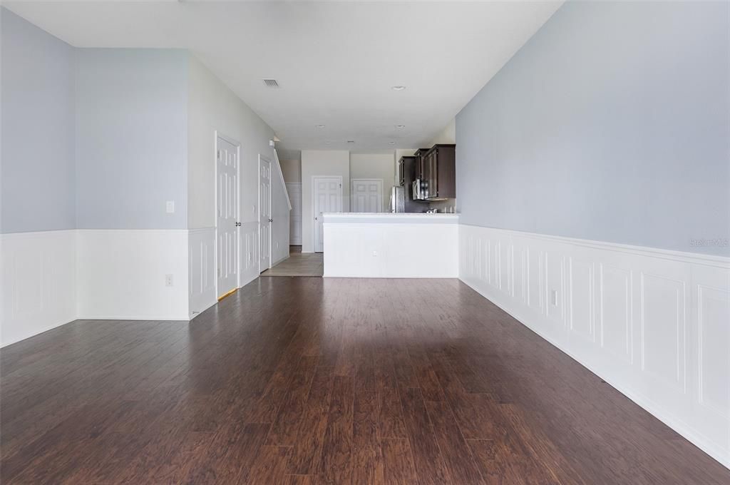 For Sale: $275,000 (2 beds, 2 baths, 1496 Square Feet)