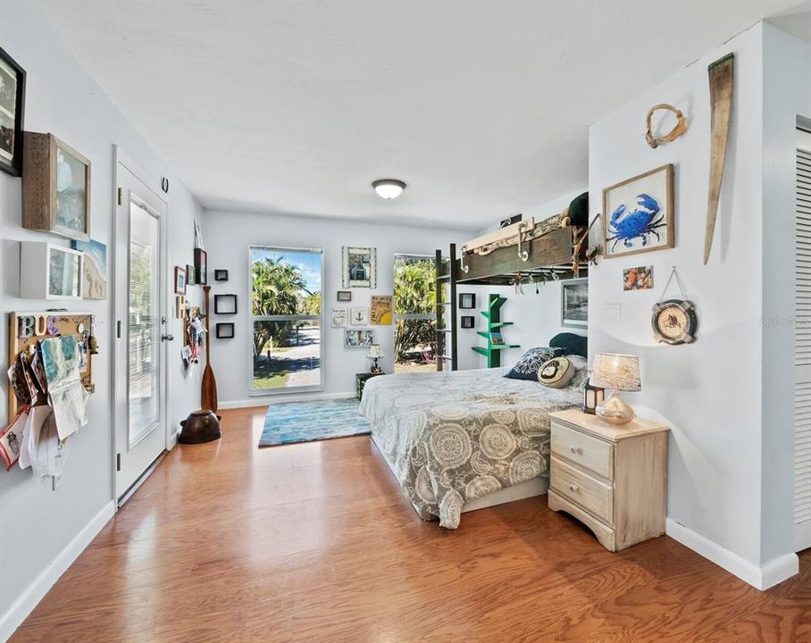 For Sale: $1,095,000 (2 beds, 2 baths, 1826 Square Feet)