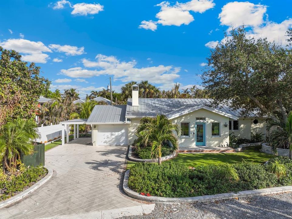 For Sale: $4,650,000 (4 beds, 4 baths, 2838 Square Feet)