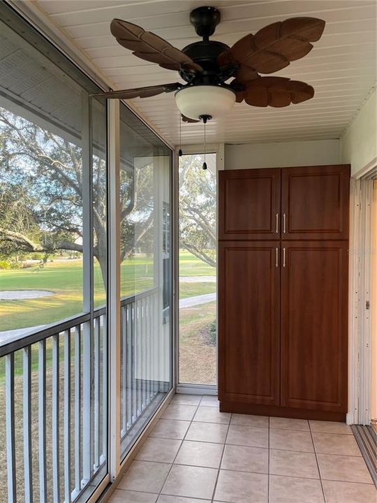 ENCLOSED LANAI WITH OPTIONS TO BE USED AS AN OFFICE.