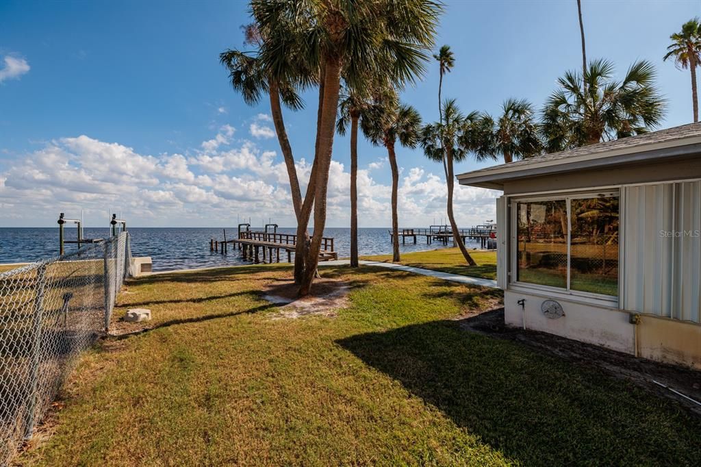 For Sale: $1,899,900 (3 beds, 3 baths, 1926 Square Feet)