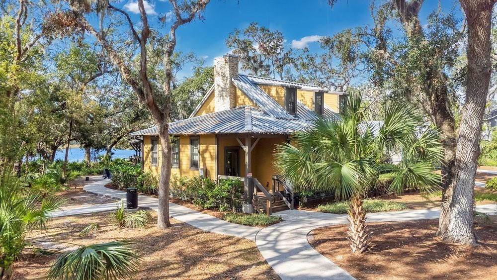 Lake House Clubhouse