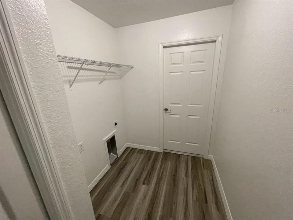 For Rent: $1,950 (3 beds, 2 baths, 1494 Square Feet)