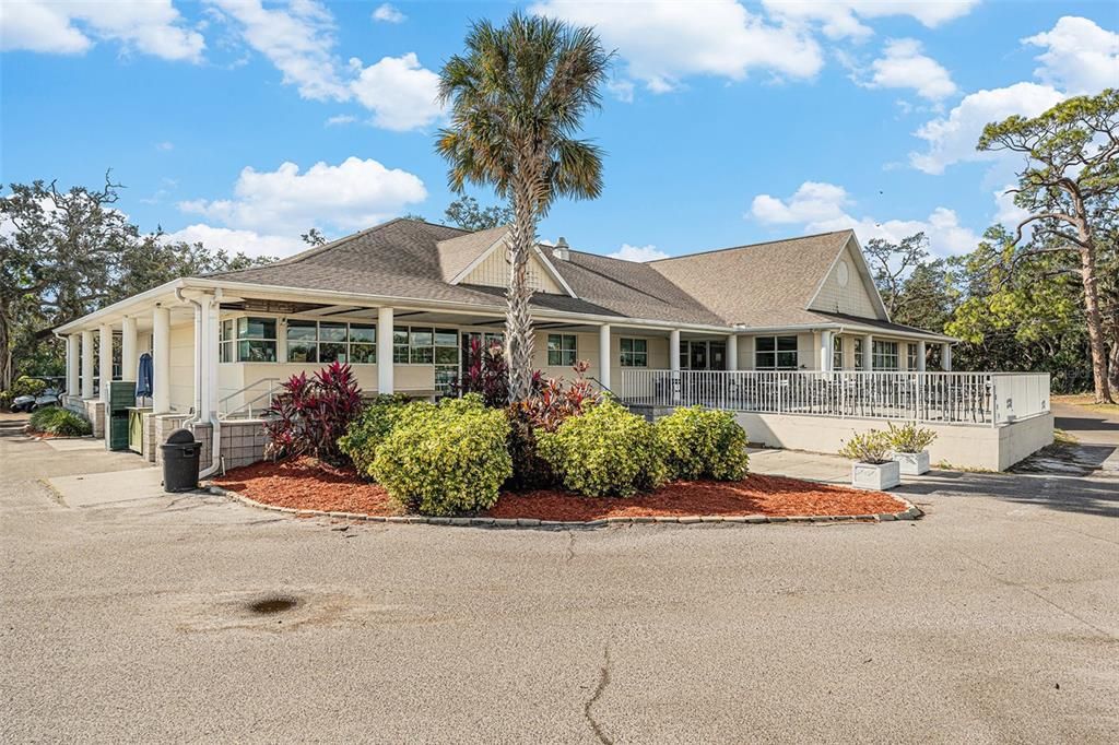 For Sale: $750,000 (4 beds, 2 baths, 1806 Square Feet)