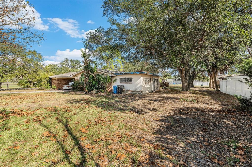 For Sale: $750,000 (4 beds, 2 baths, 1806 Square Feet)