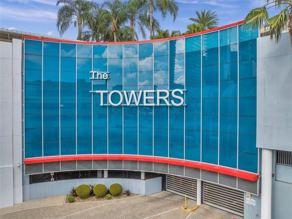 12th Street Entrance to Towers of Channelside