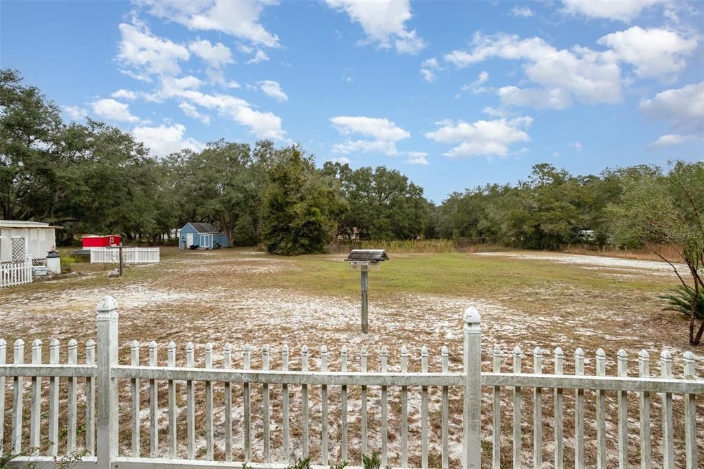 For Sale: $370,000 (3 beds, 2 baths, 3318 Square Feet)