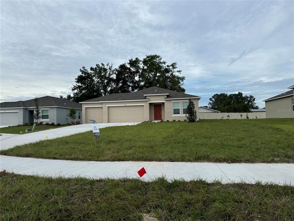 Recently Sold: $389,005 (4 beds, 2 baths, 1974 Square Feet)