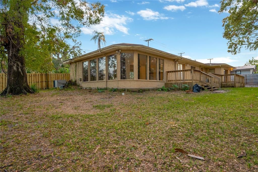 For Sale: $599,000 (3 beds, 2 baths, 2364 Square Feet)