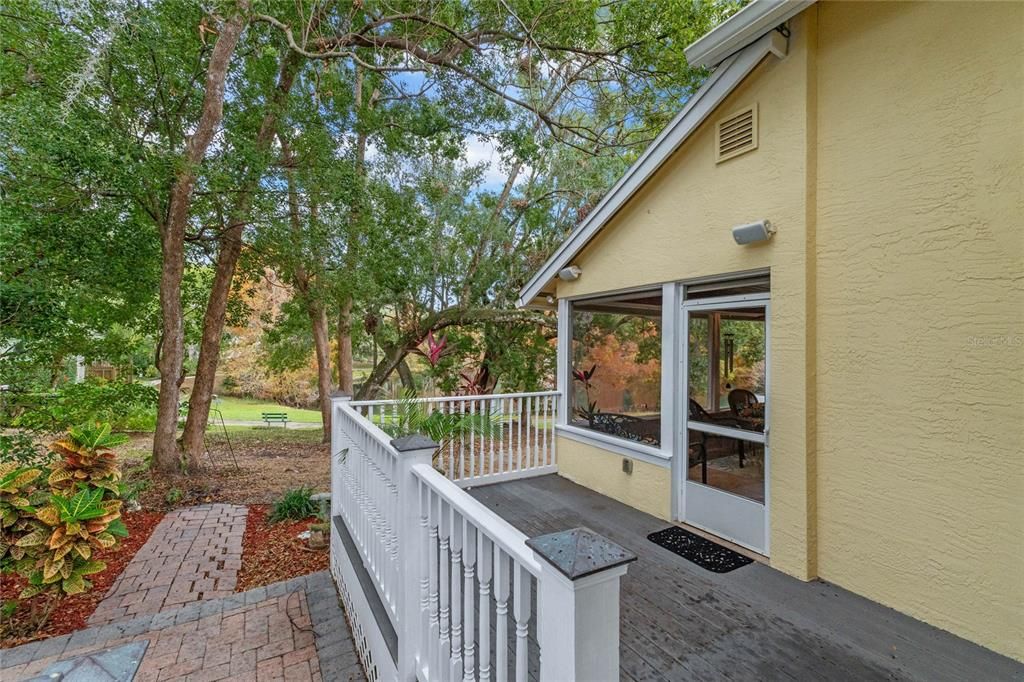 Side deck off of the lanai, perfect for grilling out!