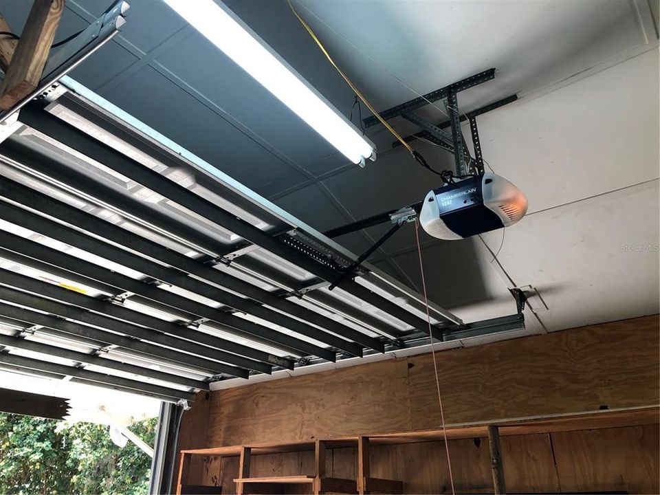 garage roll up door