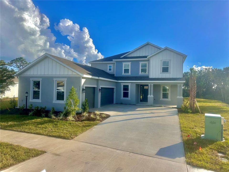 Vendido Recientemente: $1,009,779 (5 camas, 4 baños, 3835 Pies cuadrados)