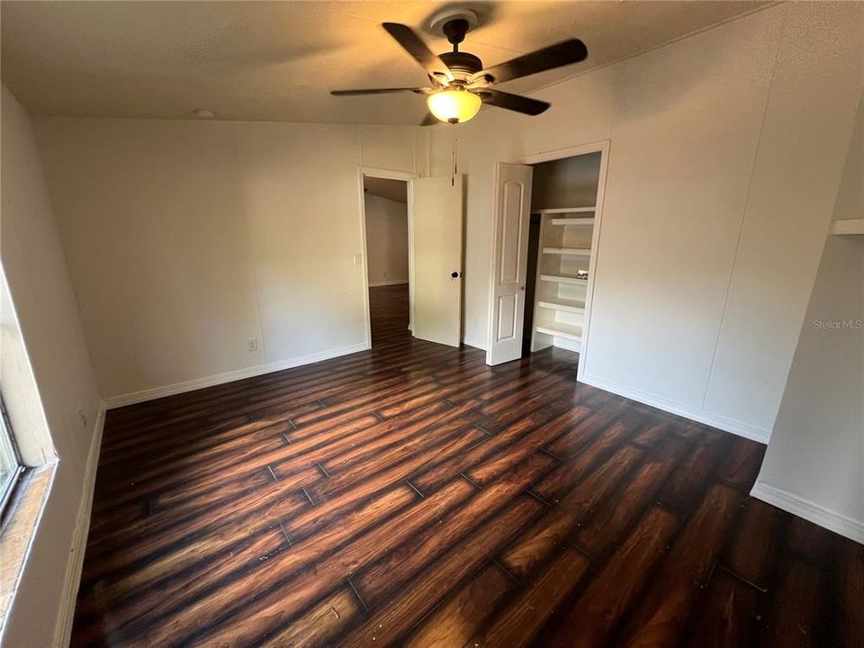 For Sale: $189,000 (3 beds, 2 baths, 1152 Square Feet)