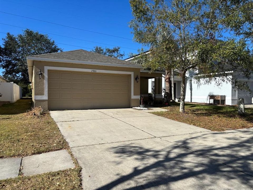 For Sale: $310,000 (3 beds, 2 baths, 1338 Square Feet)