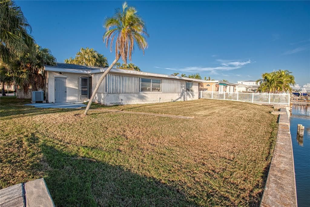 For Sale: $799,000 (3 beds, 1 baths, 1125 Square Feet)