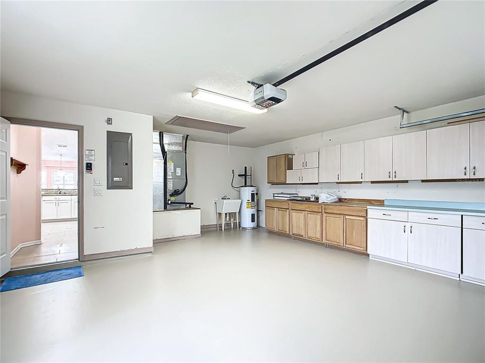 For Sale: $274,900 (2 beds, 2 baths, 1428 Square Feet)