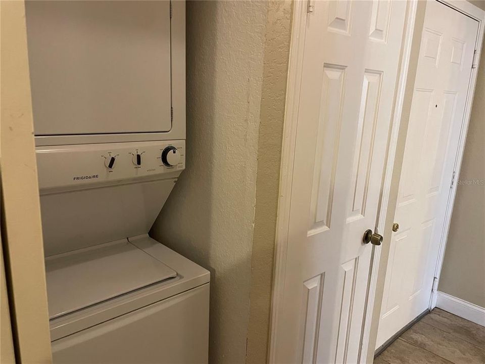 Washer/Dryer Closet