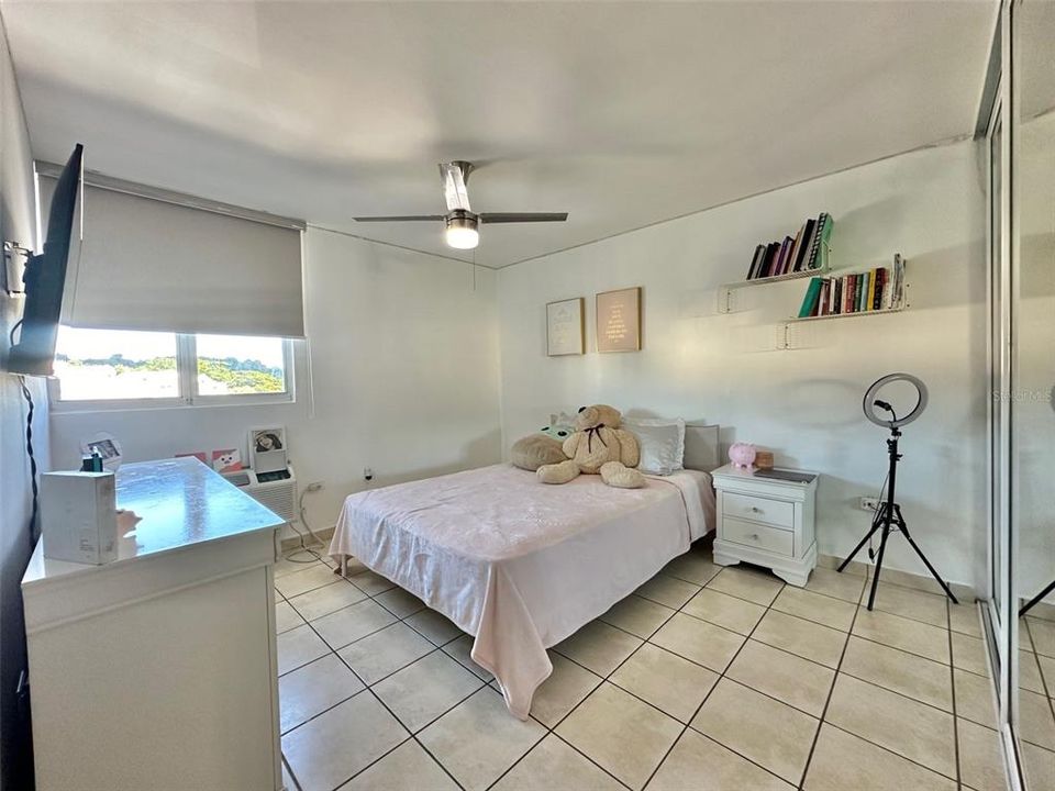 For Sale: $230,000 (3 beds, 2 baths, 1855 Square Feet)