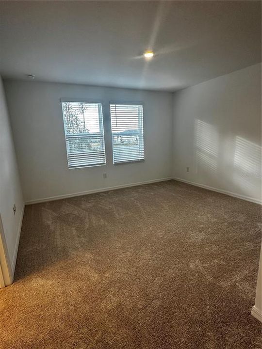 For Rent: $1,950 (3 beds, 2 baths, 1373 Square Feet)