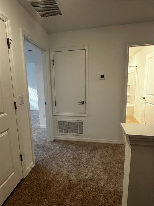 For Rent: $1,950 (3 beds, 2 baths, 1373 Square Feet)