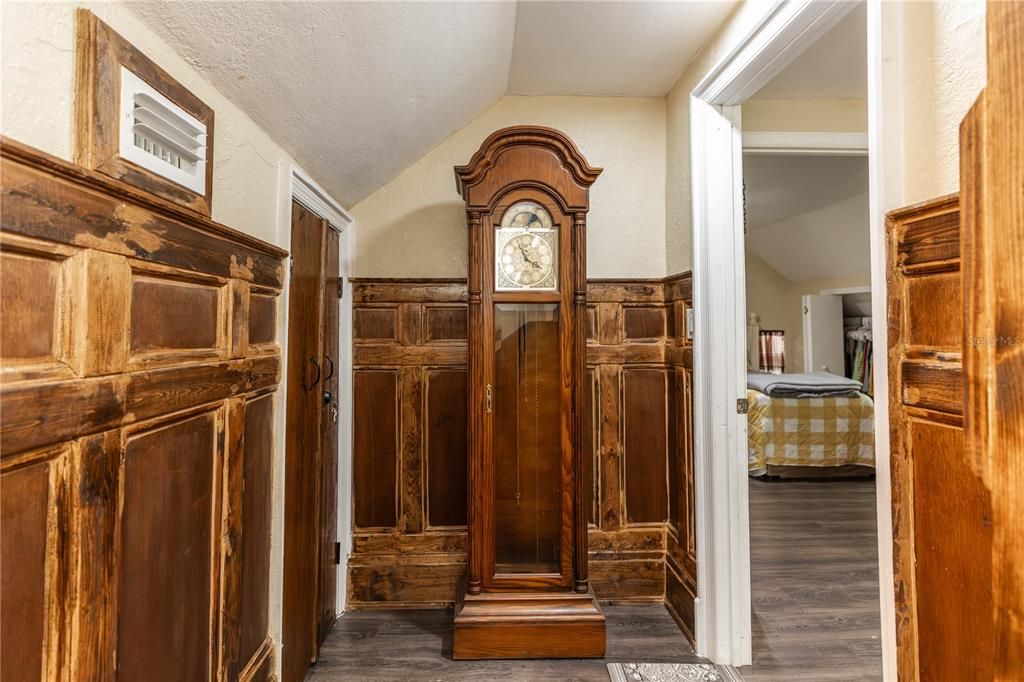 Foyer on Second Floor In-law-Suite