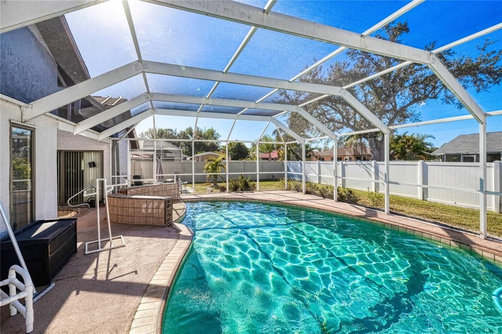 Large screened pool lanai