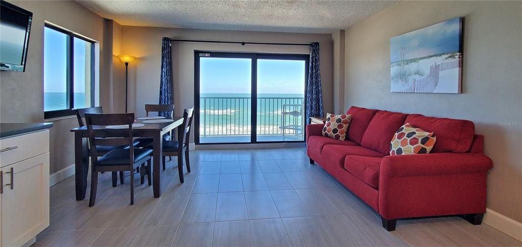 Direct Oceanfront Views