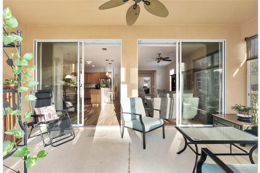 For Sale: $279,500 (2 beds, 2 baths, 1556 Square Feet)