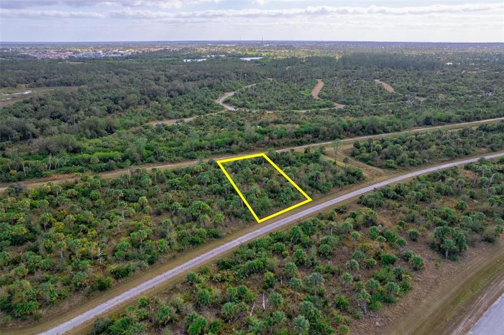 En Venta: $20,000 (0.37 acres)